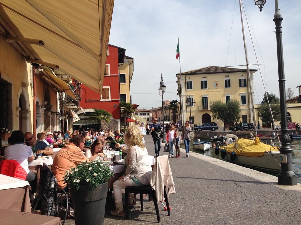 Oreste Suite Lazise Esterno foto