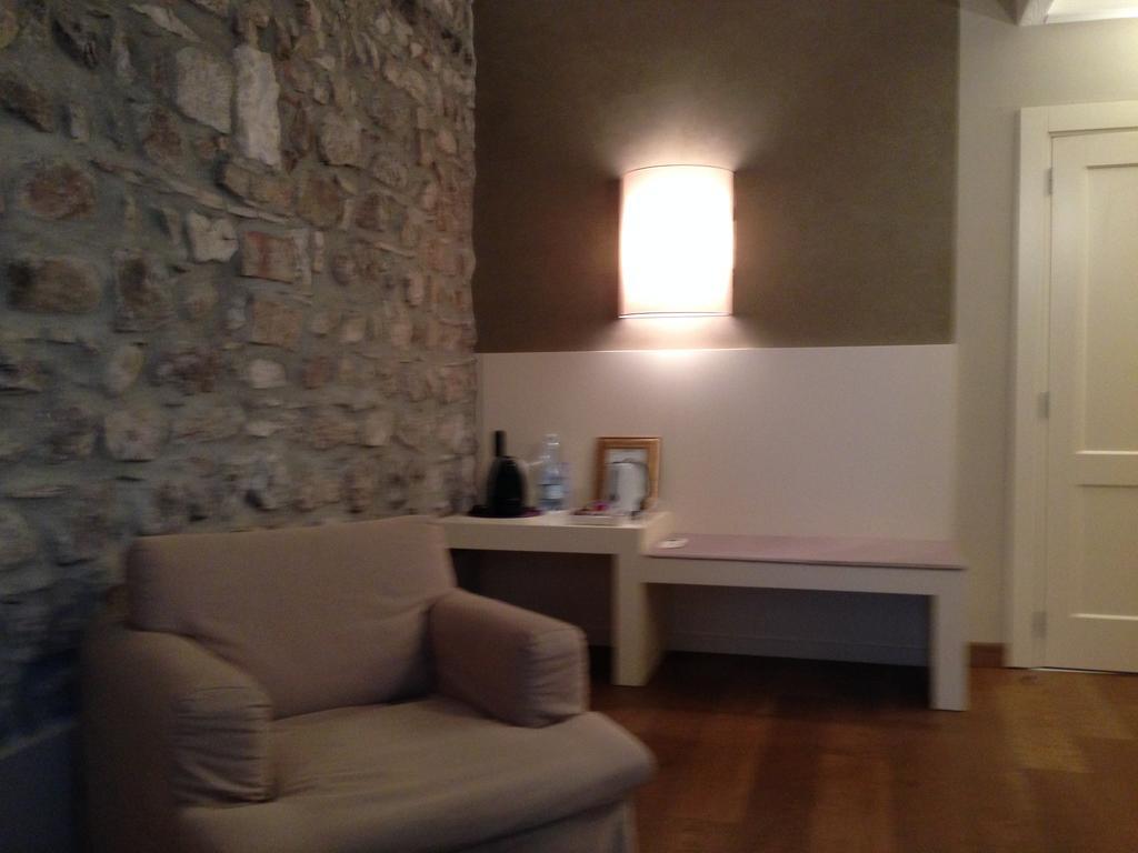 Oreste Suite Lazise Camera foto