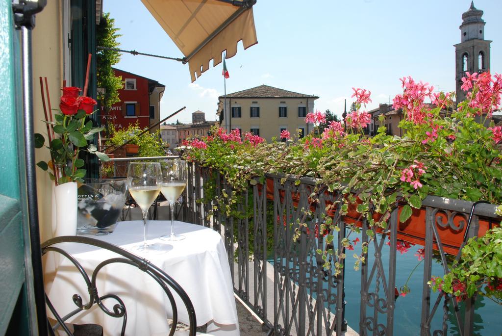 Oreste Suite Lazise Camera foto